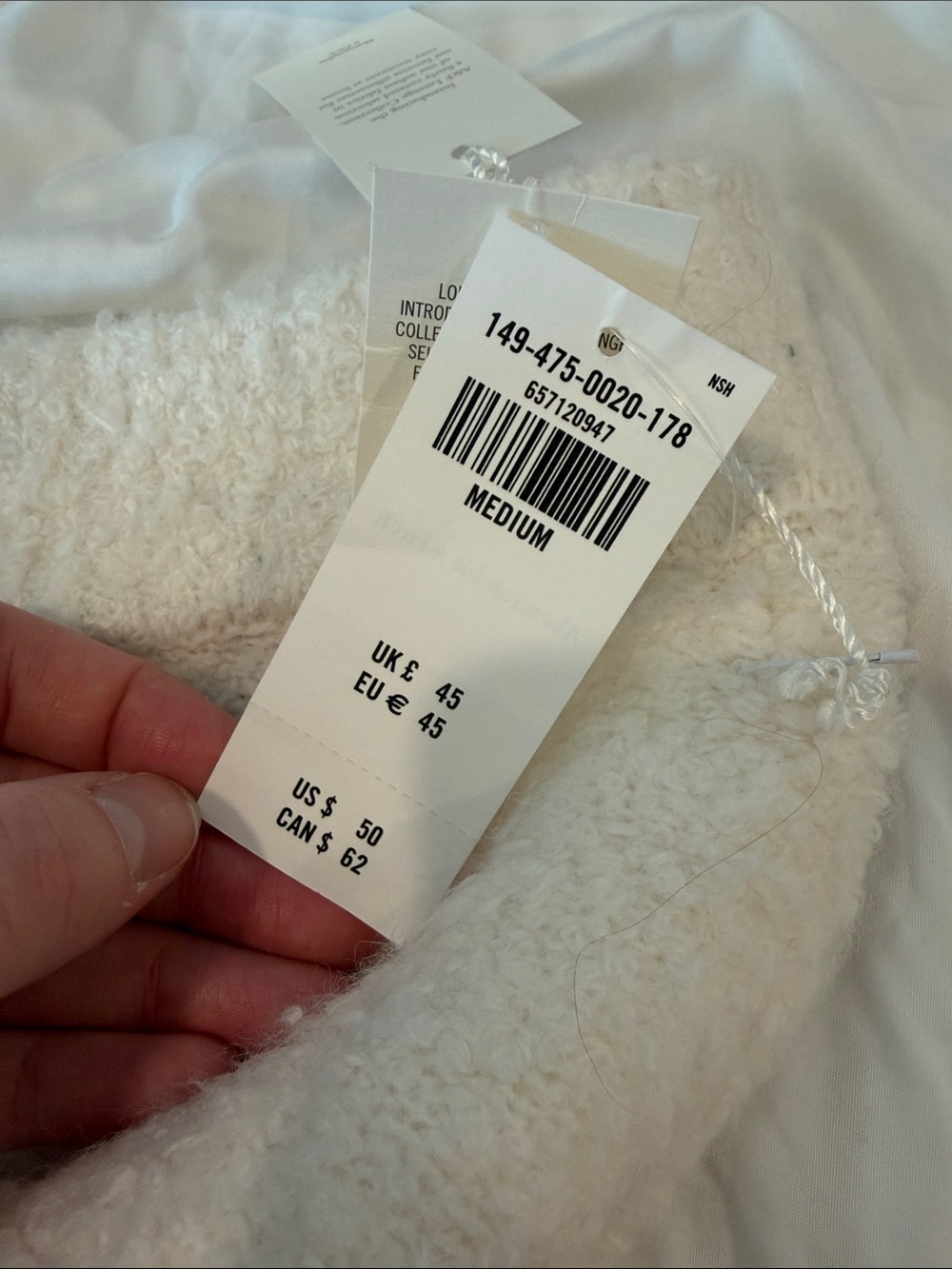 Abercrombie & Fitch Cream Knit Cardigan, Tank and Shorts Set - Picture 12 of 15